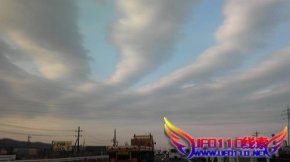 日本大地震之?*“地震云