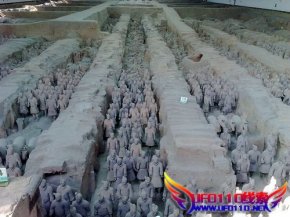 U始皇兵马俑
